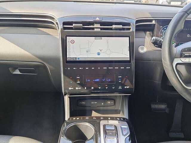 Hyundai TUCSON 1.6 h T-GDi 13.8kWh Ultimate SUV 5dr Petrol Plug-in Hybrid Auto 4WD Euro 6 (s/s)