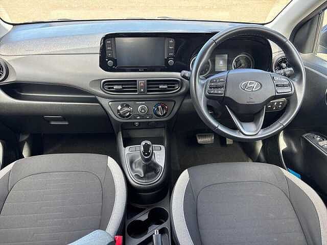 Hyundai I10 1.2 SE Connect Hatchback 5dr Petrol Auto Euro 6 (s/s) (84 ps) Intense Blue