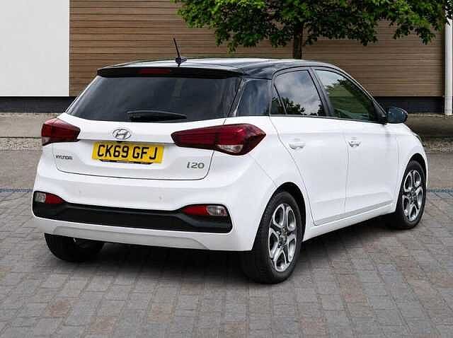 Hyundai i20 1.2 Play Hatchback 5dr Petrol Manual Euro 6 (s/s) (84 ps)