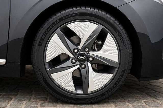 Hyundai IONIQ 1.6 h-GDi Premium SE Hatchback 5dr Petrol Hybrid DCT Euro 6 (s/s) (141 ps)