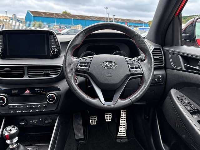 Hyundai TUCSON 1.6 GDi N Line SUV 5dr Petrol Manual Euro 6 (s/s) (132 ps) Engine Red