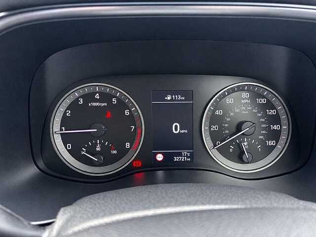 Hyundai TUCSON 1.6 GDi N Line SUV 5dr Petrol Manual Euro 6 (s/s) (132 ps) Engine Red
