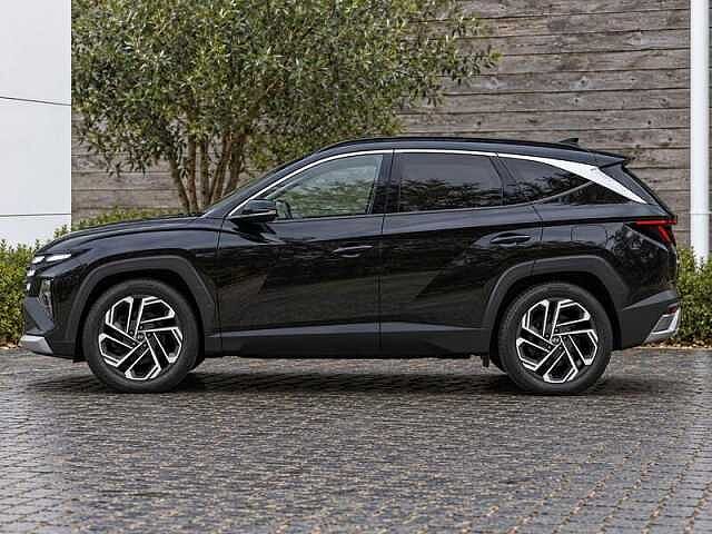 Hyundai TUCSON 1.6T Ultimate SUV 5dr Petrol Hybrid Auto Euro 6 (s/s) (239 ps) Abyss Black