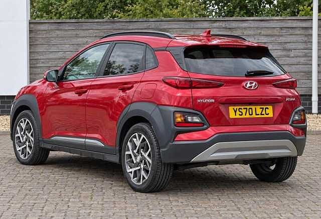 Hyundai KONA 1.0 T-GDi MHEV Premium SUV 5dr Petrol Hybrid Manual Euro 6 (s/s) (120 ps) Pulse Red