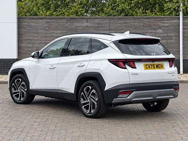 Hyundai TUCSON 1.6 T-GDi Ultimate SUV 5dr Petrol Hybrid Auto Euro 6 (s/s) (215 ps) Serenity White