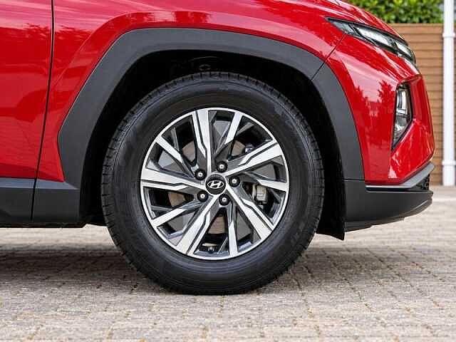 Hyundai TUCSON 1.6 h T-GDi SE Connect SUV 5dr Petrol Hybrid Auto Euro 6 (s/s) (230 ps) Engine Red