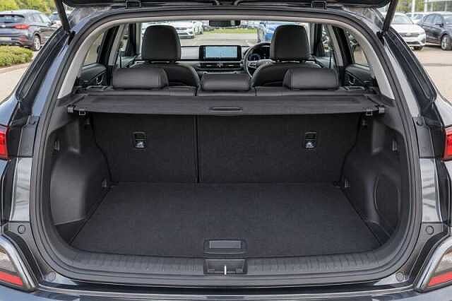 Hyundai KONA 64kWh Ultimate SUV 5dr Electric Auto (10.5kW Charger) (204 ps) Galactic Grey