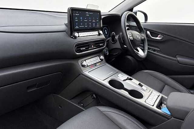 Hyundai KONA 64kWh Ultimate SUV 5dr Electric Auto (10.5kW Charger) (204 ps) Ecotronic Grey