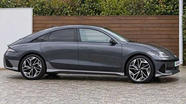 Hyundai IONIQ 6 77.4kWh Ultimate Saloon 4dr Electric Auto (228 ps) Nocturne Grey