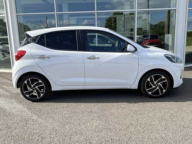Hyundai i10 1.2 [79] Premium 5dr [Nav]