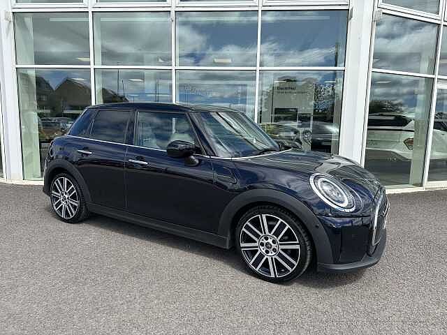 MINI Cooper Exclusive Auto 1.5 Cooper Exclusive 5dr Auto