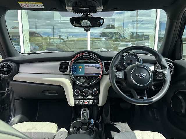 MINI Cooper Exclusive Auto 1.5 Cooper Exclusive 5dr Auto