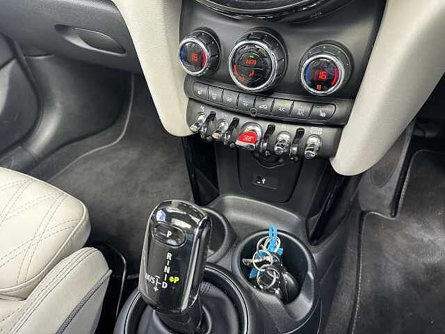 MINI Cooper Exclusive Auto 1.5 Cooper Exclusive 5dr Auto