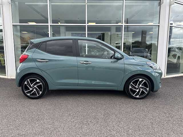 Hyundai i10 1.0 MPi Premium 5dr