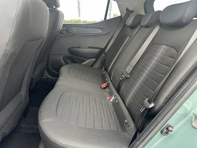 Hyundai i10 1.0 MPi Premium 5dr