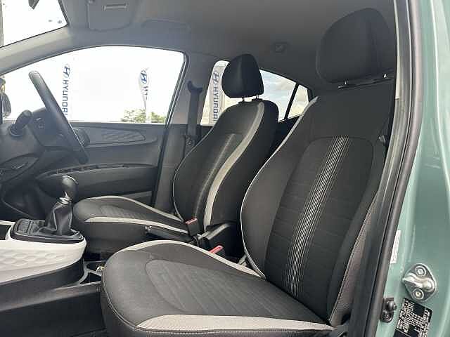 Hyundai i10 1.0 MPi Premium 5dr