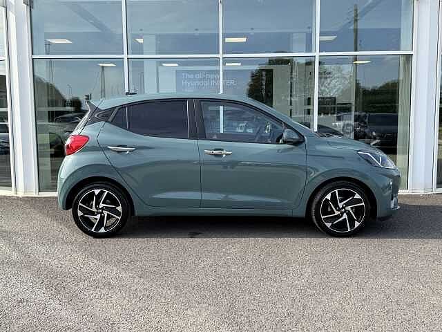 Hyundai i10 1.0 MPi Premium 5dr