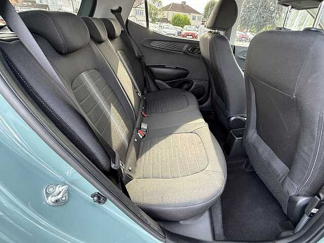 Hyundai i10 1.0 MPi Premium 5dr