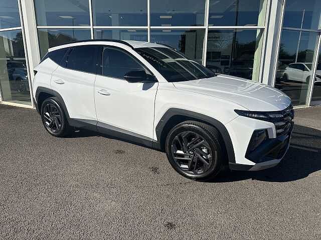 Hyundai TUCSON 1.6T 239 Hybrid Black Line 5dr Auto Atlas White