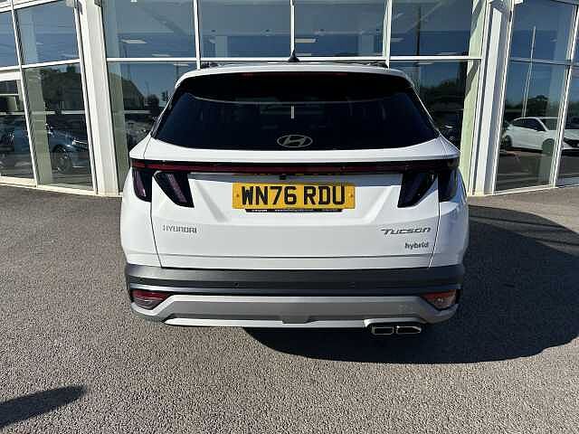 Hyundai TUCSON 1.6T 239 Hybrid Black Line 5dr Auto Atlas White