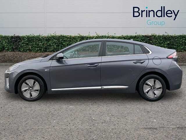 Hyundai IONIQ 1.6 GDi Hybrid Premium 5dr DCT Iron Grey