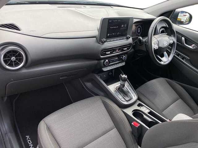 Hyundai KONA 1.6 GDi Hybrid SE Connect 5dr DCT Dark Knight