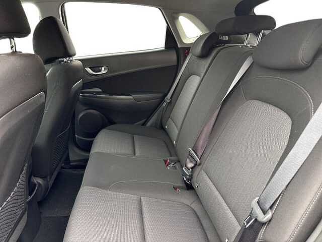 Hyundai KONA 1.6 GDi Hybrid Premium 5dr DCT Abyss Black