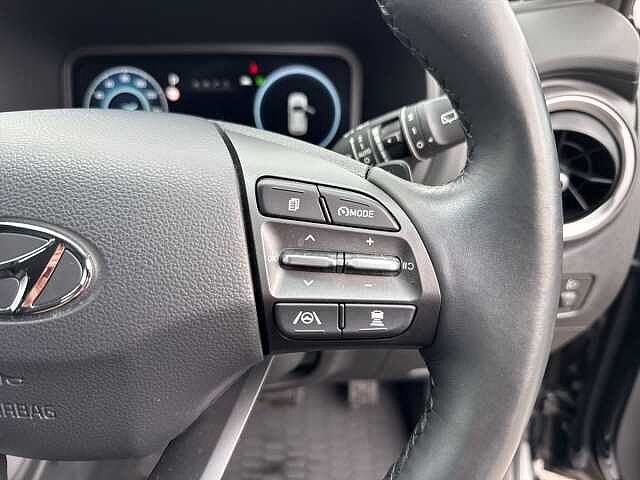 Hyundai KONA 1.6 GDi Hybrid Premium 5dr DCT Abyss Black