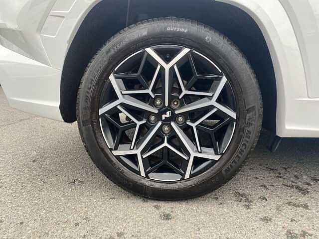Hyundai TUCSON 1.6 TGDi N Line S 5dr 2WD Polar White