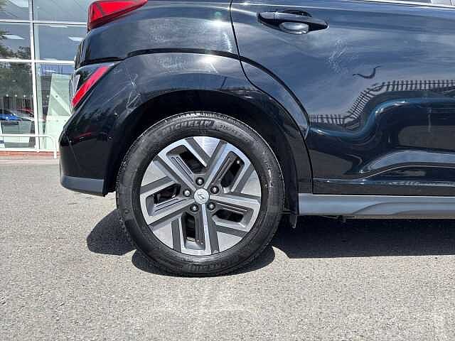 Hyundai KONA 150kW Premium 64kWh 5dr Auto Phantom Black
