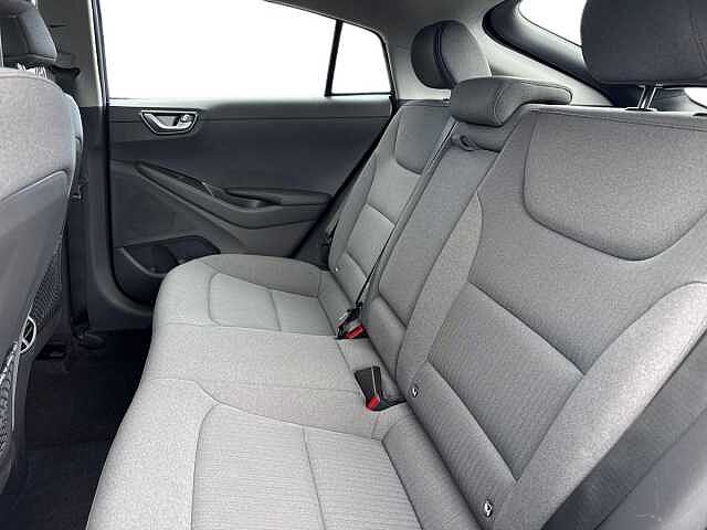 Hyundai IONIQ 1.6 GDi Hybrid Premium 5dr DCT Intense Blue