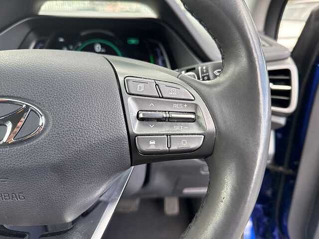 Hyundai IONIQ 1.6 GDi Hybrid Premium 5dr DCT Intense Blue