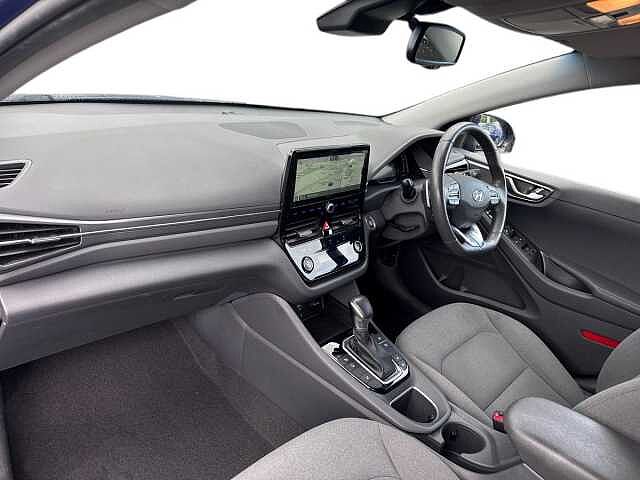 Hyundai IONIQ 1.6 GDi Hybrid Premium 5dr DCT Intense Blue