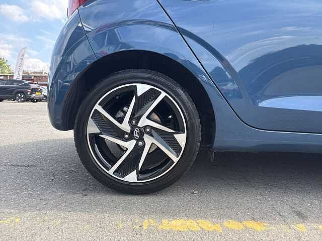 Hyundai i10 1.0 [63] Premium 5dr Auto [Nav]