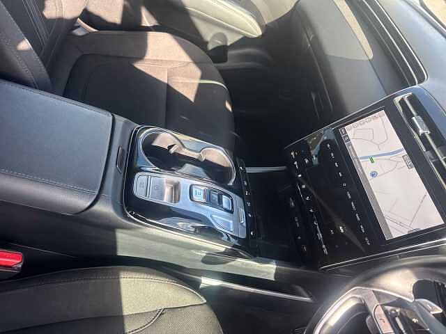 Hyundai TUCSON 1.6 TGDi Hybrid 230 Premium 5dr 2WD Auto Phantom Black