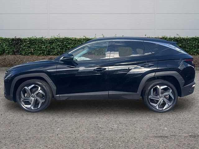 Hyundai TUCSON 1.6 TGDi Hybrid 230 Premium 5dr 2WD Auto Phantom Black