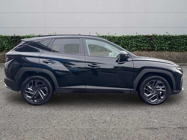 Hyundai TUCSON 1.6T 239 Hybrid Black Line 5dr Auto Abyss Black