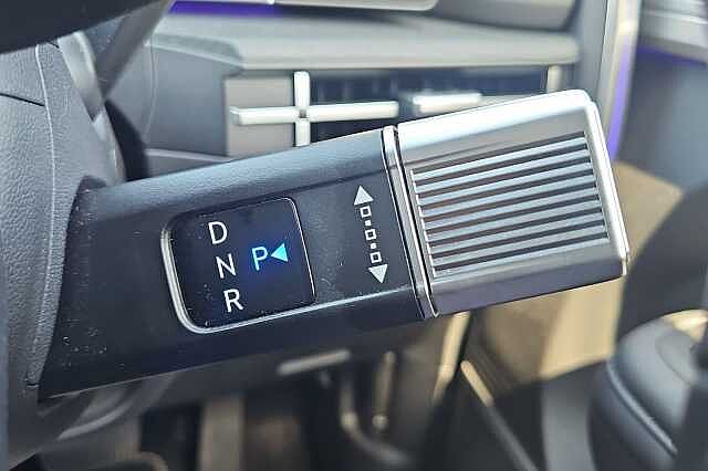 Hyundai SANTA FE 1.6 TGDi Hybrid Ultimate 5dr Auto Blue