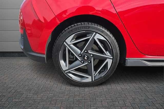Hyundai I30 1.5T GDi 48v Hybrid N Line S 5dr DCT Red