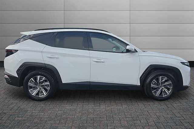 Hyundai TUCSON 1.6 TGDi SE Connect 5dr 2WD White