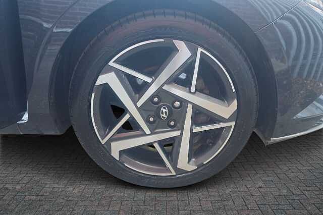 Hyundai i20 1.0T GDi Premium 5dr