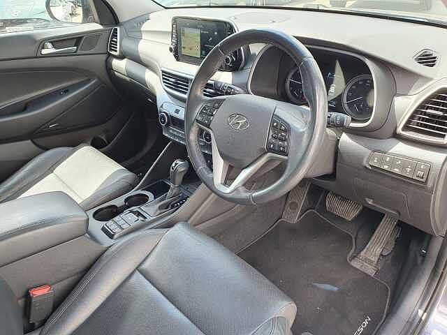 Hyundai TUCSON 2.0 CRDi 48V MHD Premium SE 5dr 4WD DCT Grey