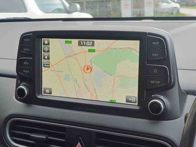 Hyundai KONA 1.0T GDi Blue Drive Premium 5dr White