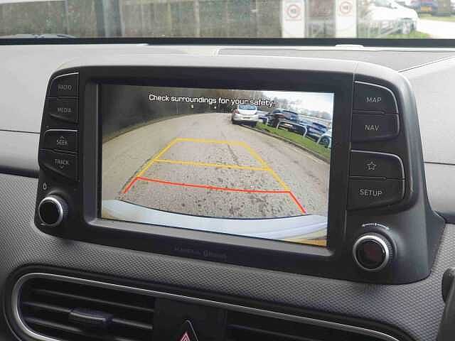 Hyundai KONA 1.0T GDi Blue Drive Premium 5dr White