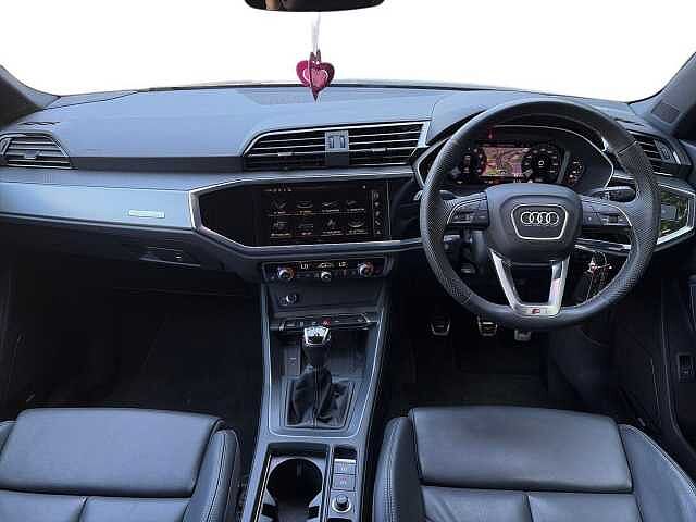 Audi Q3 35 TFSI S Line 5dr [Leather]