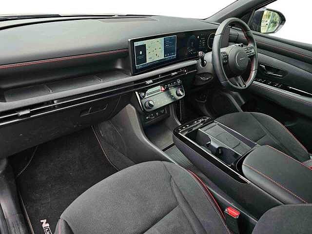 Hyundai TUCSON 1.6T Hybrid N Line 5dr Auto Black