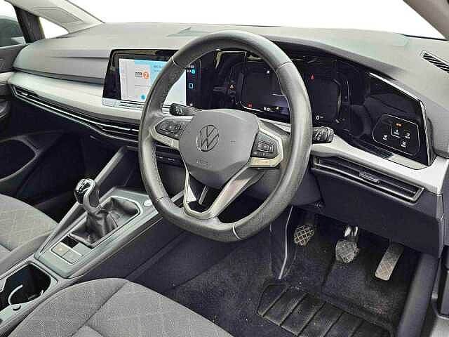 Volkswagen Golf 1.5 TSI Life 5dr