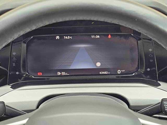 Volkswagen Golf 1.5 TSI Life 5dr