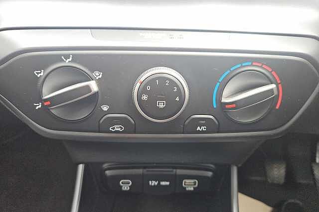 Hyundai I20 T-GDI ADVANCE Phantom Black