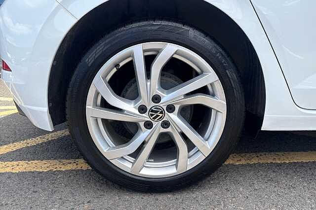 Volkswagen Polo STYLE TSI